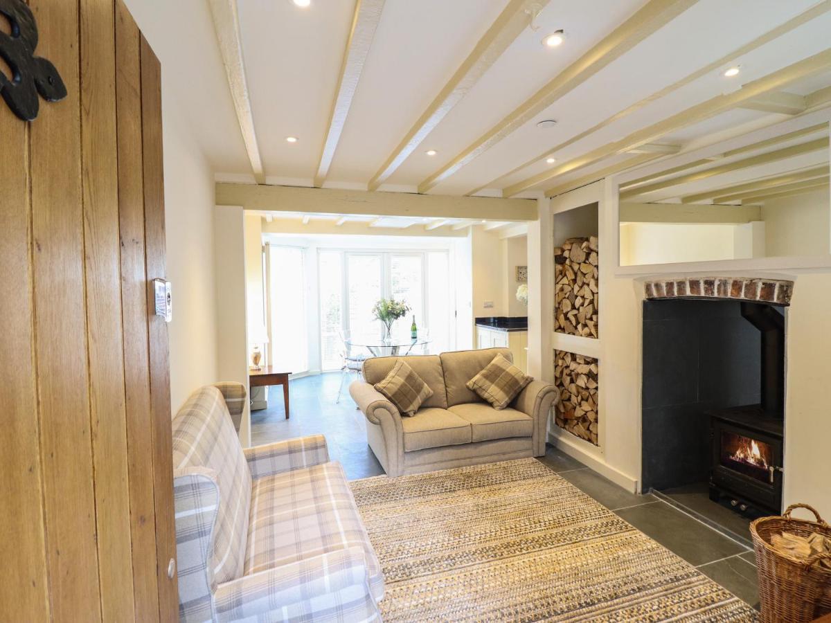 Villa Tan Y Ddol Welshpool Esterno foto