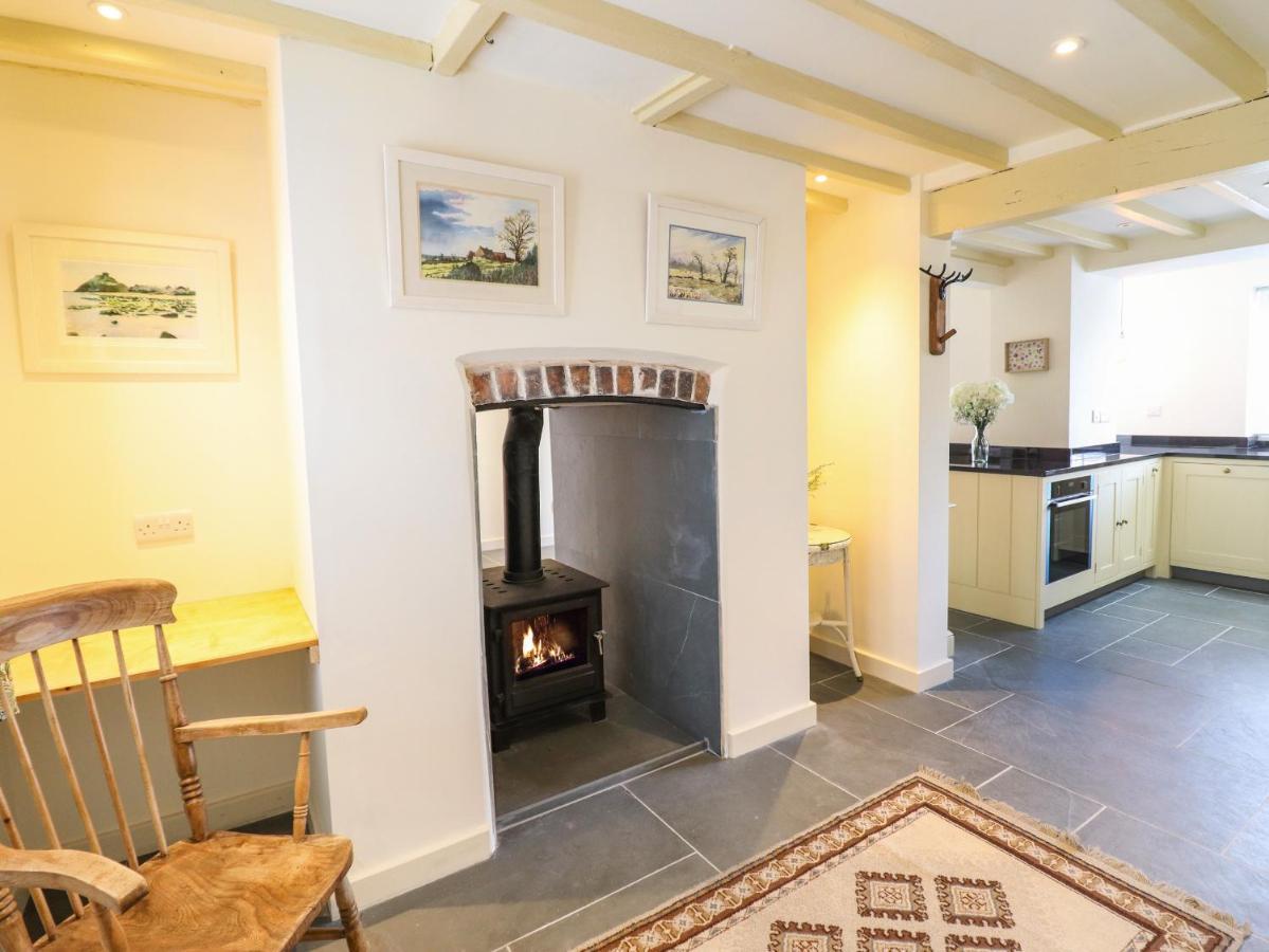 Villa Tan Y Ddol Welshpool Esterno foto